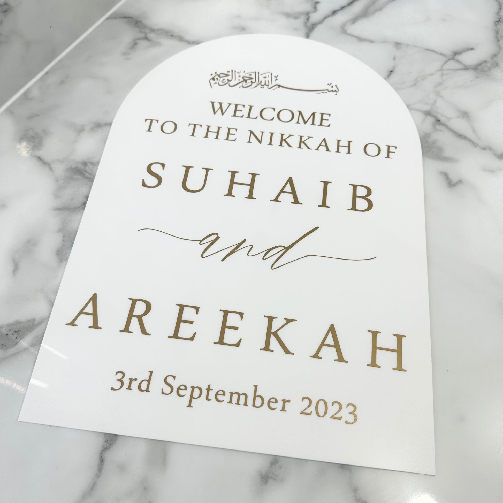 WeddingLuxStudio Personalised Arched Coloured Wedding Welcome Sign