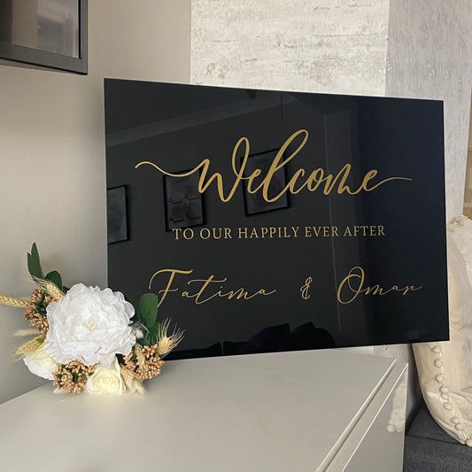 WeddingLuxStudio / happily ever after Welcome Sign