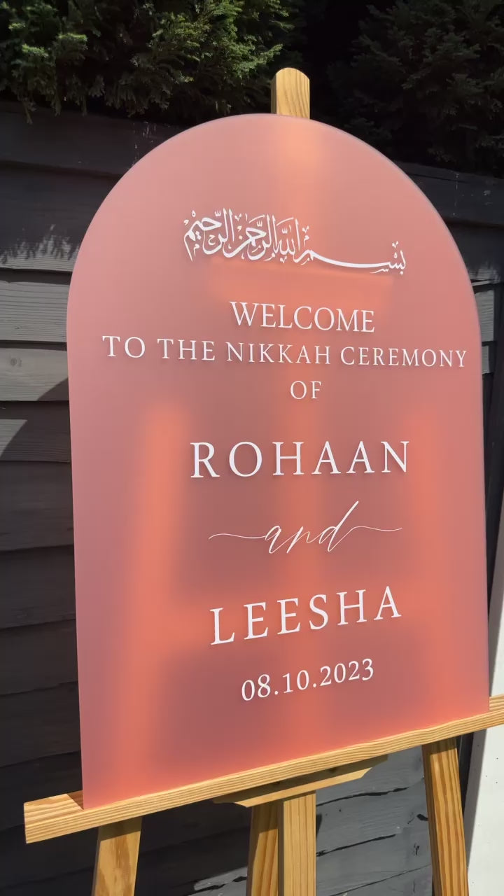 Personalised Arched Coloured Wedding Welcome Sign1